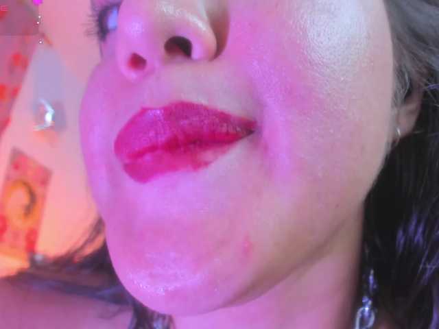 NaharaSoller live cam on BongaCams