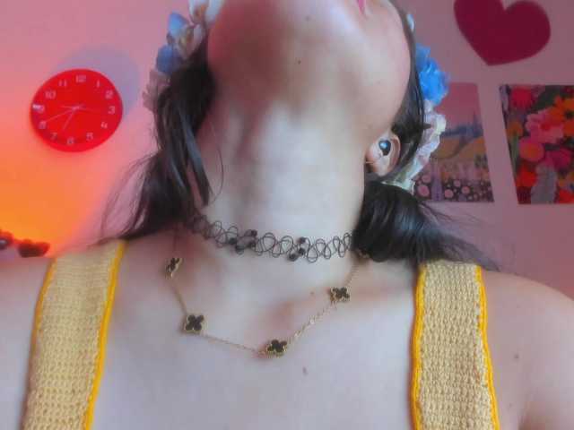 NaharaSoller live cam on BongaCams
