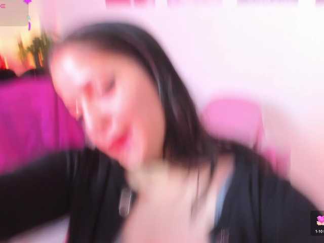 NaharaSoller live cam on BongaCams