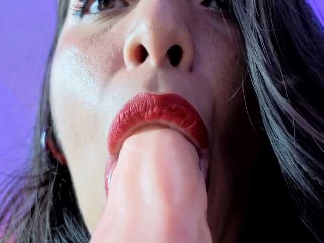NaharaSoller live cam on BongaCams