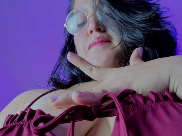 NaharaSoller live cam on BongaCams
