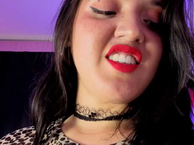 NaharaSoller live cam on BongaCams