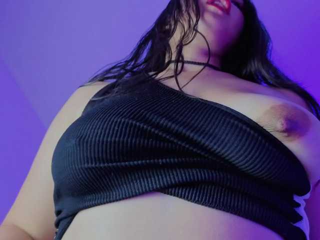 NaharaSoller live cam on BongaCams