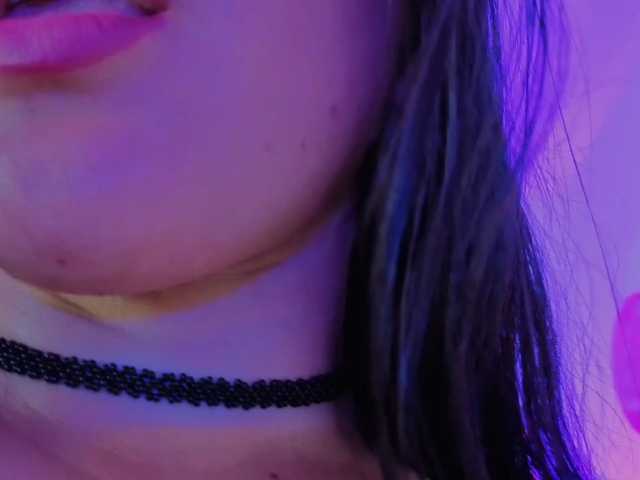 NaharaSoller live cam on BongaCams