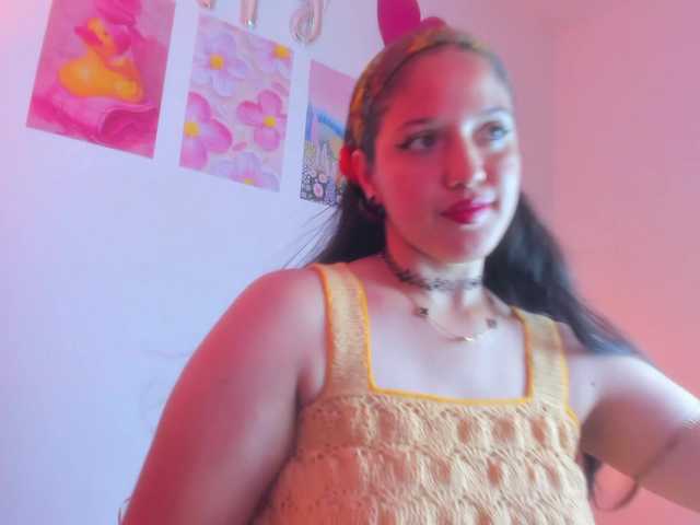 NaharaSoller live cam on BongaCams