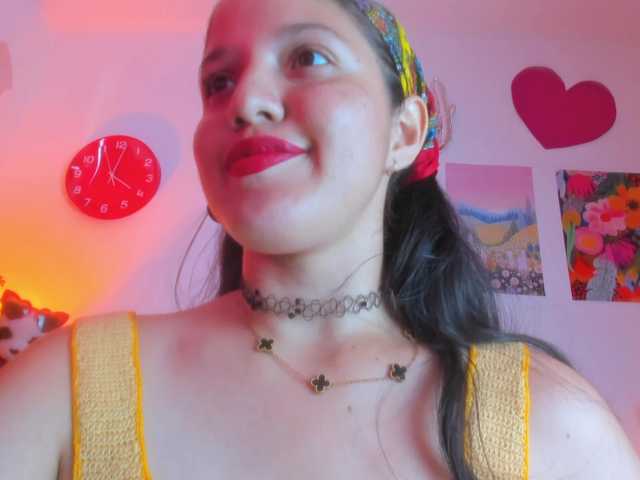 NaharaSoller live cam on BongaCams