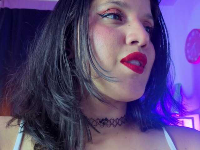 NaharaSoller live cam on BongaCams