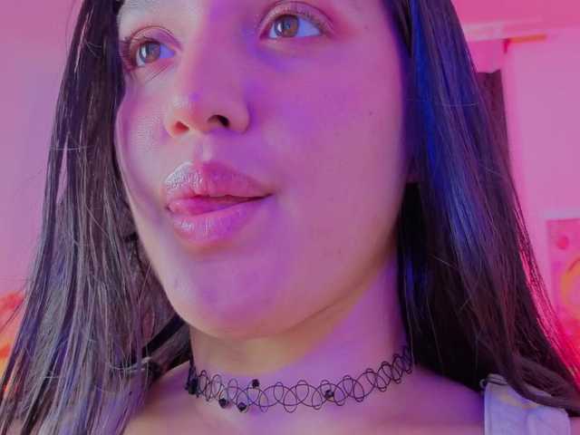 NaharaSoller live cam on BongaCams