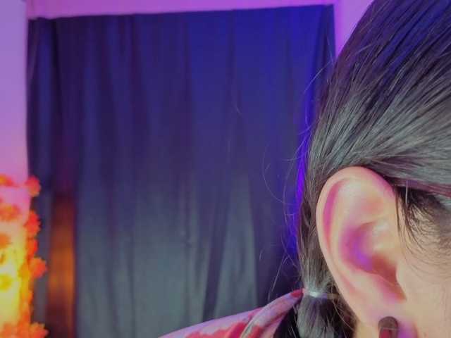 NaharaSoller live cam on BongaCams