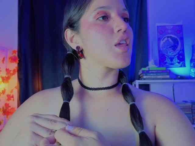 NaharaSoller - Girl 
