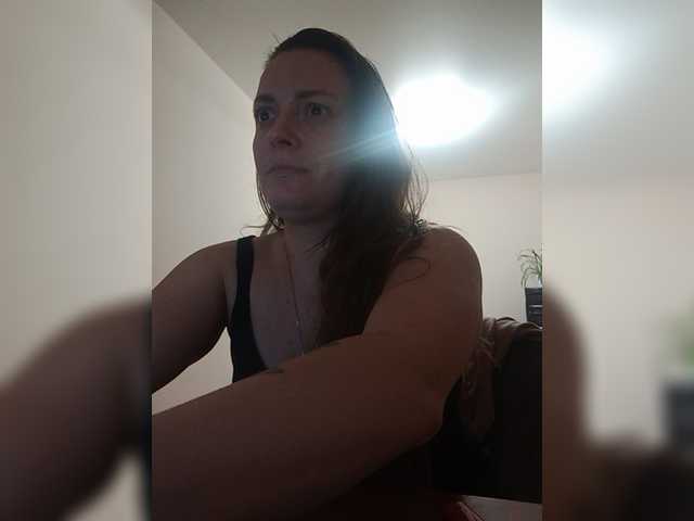 Silverrr32 live cam preview