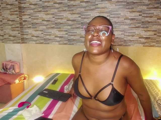 Susan-lopez live webcam show