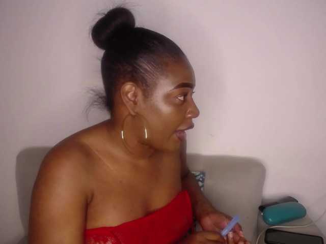 Susan-lopez's BongaCams show and profile