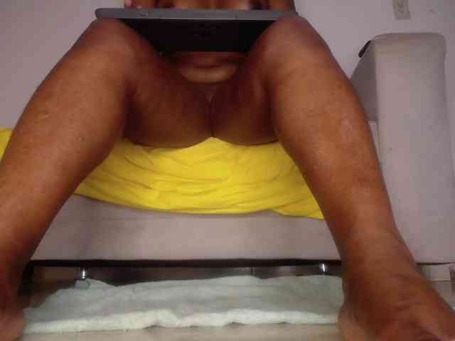 Susan-lopez webcam