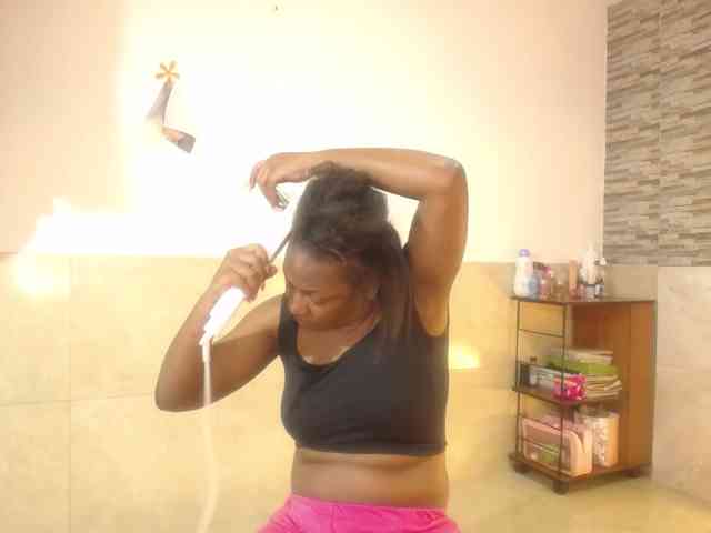 Susan-lopez webcam