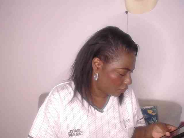 Susan-lopez webcam