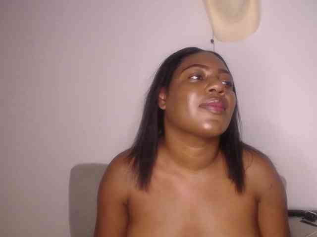 Susan-lopez webcam