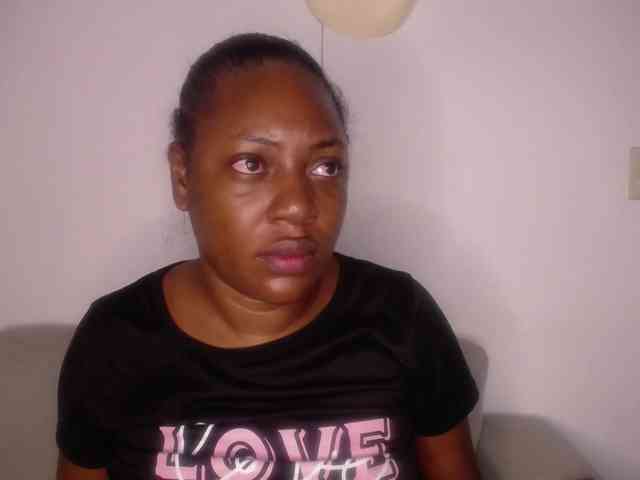 Susan-lopez webcam