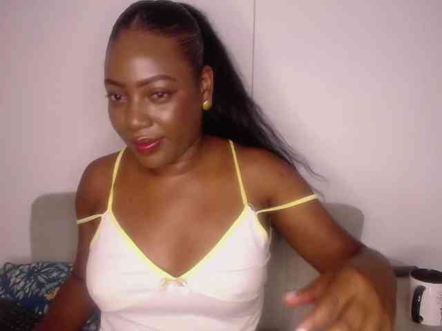 Susan-lopez webcam