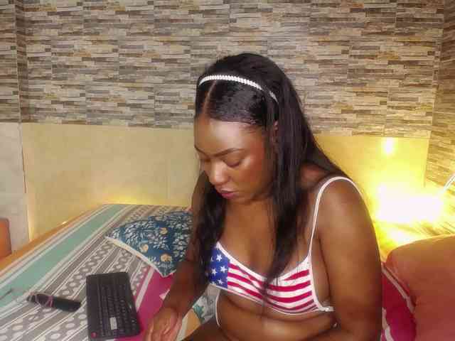 Susan-lopez webcam