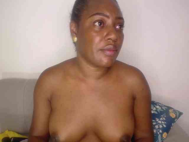 Susan-lopez webcam