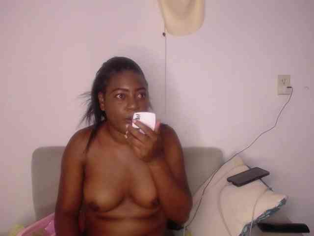 Susan-lopez webcam