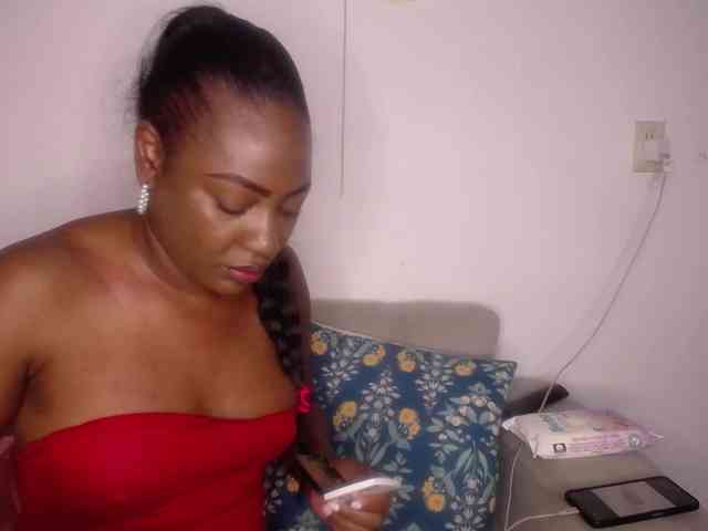 Susan-lopez webcam