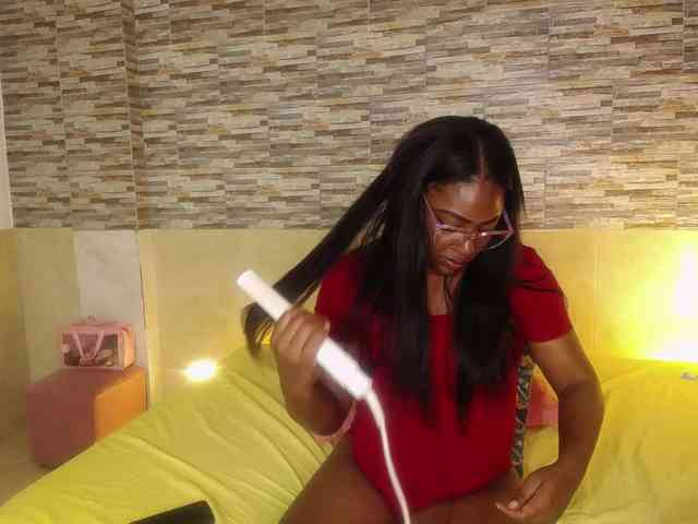 Susan-lopez webcam