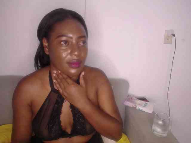 Susan-lopez webcam