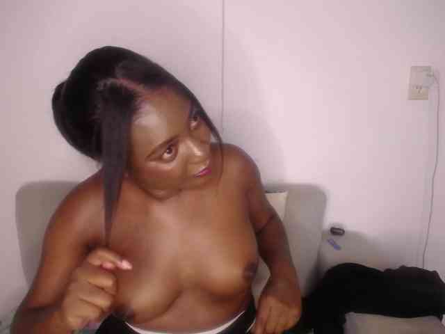 Susan-lopez webcam