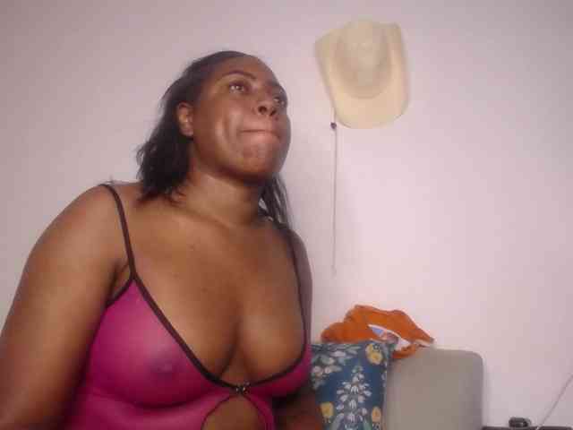 Susan-lopez webcam