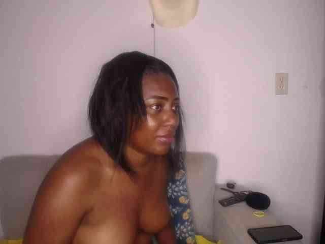 Susan-lopez webcam