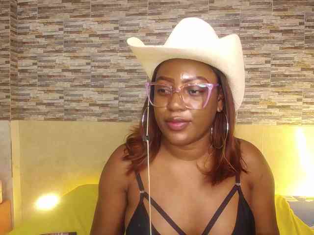 Susan-lopez webcam