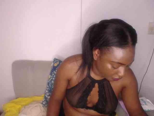 Susan-lopez webcam
