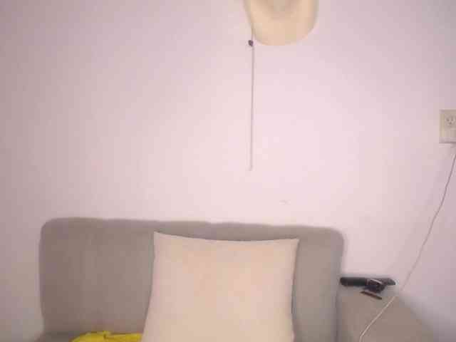 Susan-lopez webcam