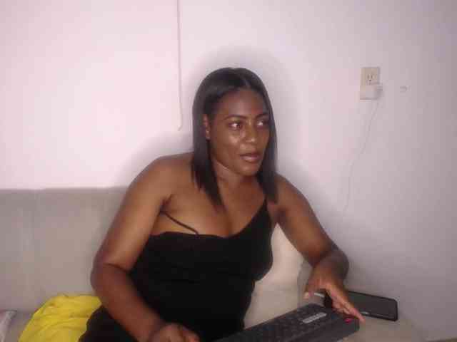 Susan-lopez webcam