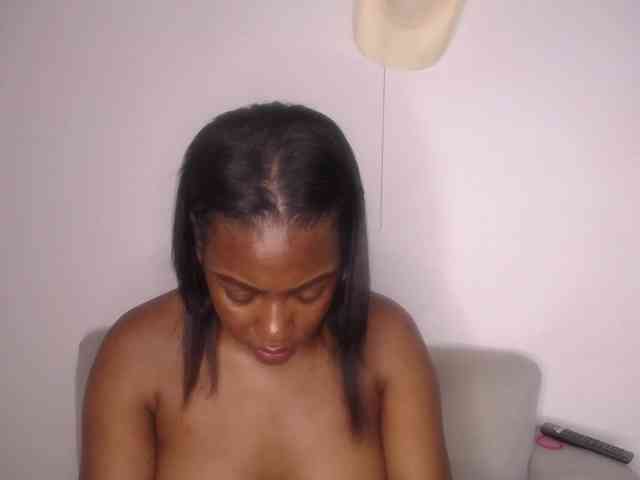 Susan-lopez webcam