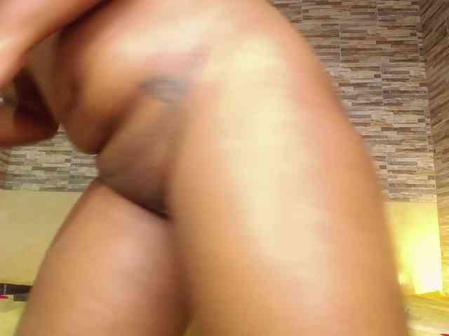 Susan-lopez webcam