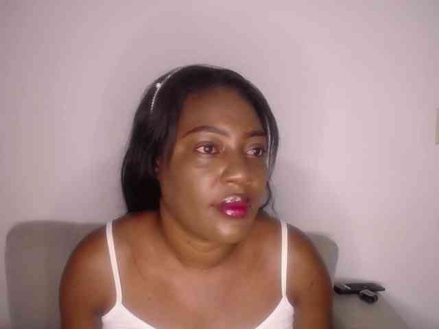 Susan-lopez webcam