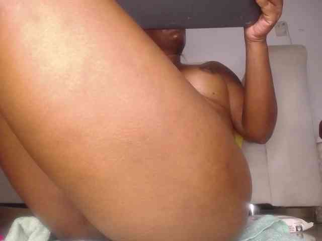 Susan-lopez webcam