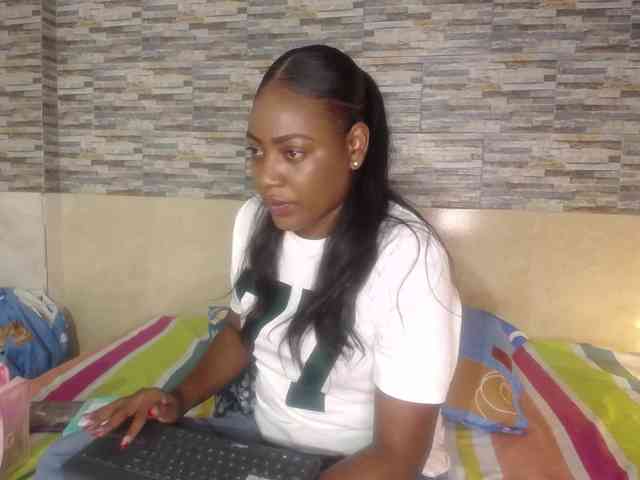 Susan-lopez webcam