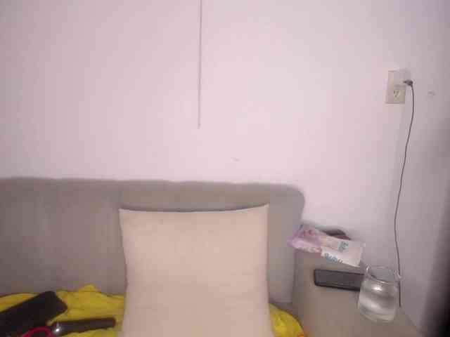 Susan-lopez webcam