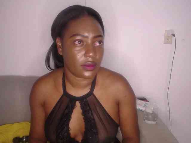 Susan-lopez webcam