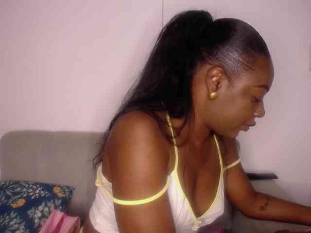 Susan-lopez webcam