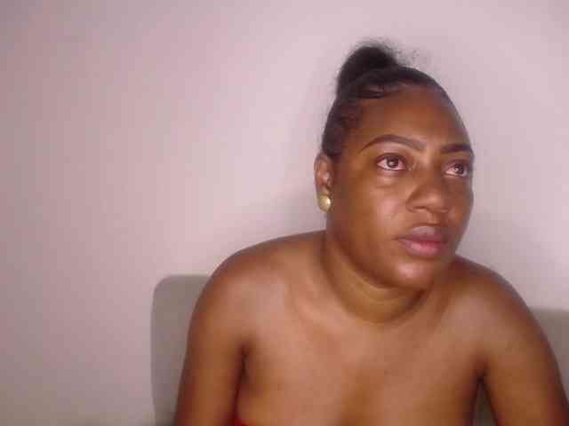 Susan-lopez webcam