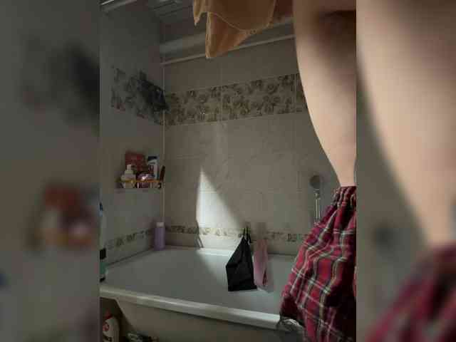 Viv-12 Sex Cam Show