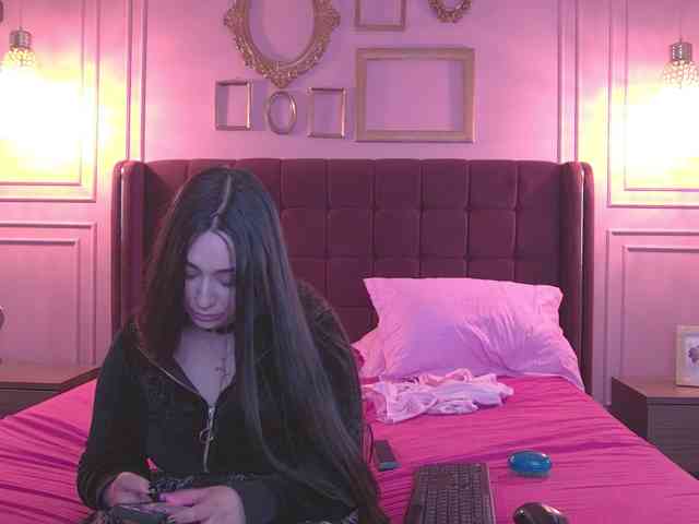 kendall-velvet webcam