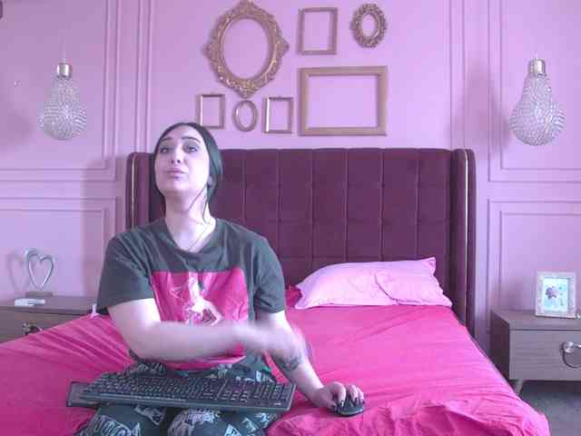 kendall-velvet webcam