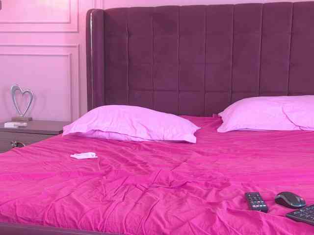 kendall-velvet webcam