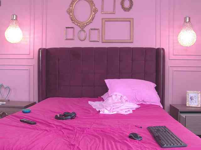 kendall-velvet webcam